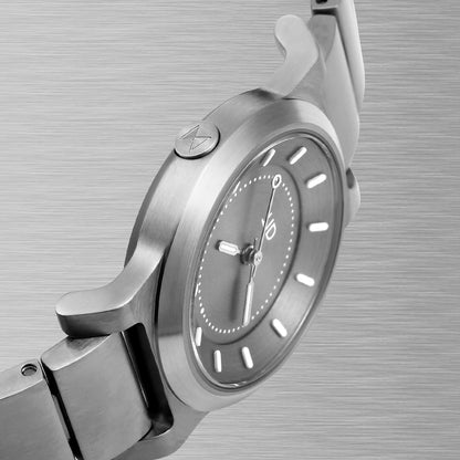 TID No.4 28mm Silver Grey / Silver Grey Metal Wristband