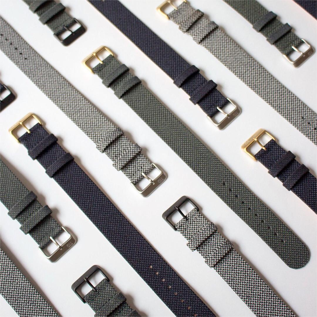 Twain Straps