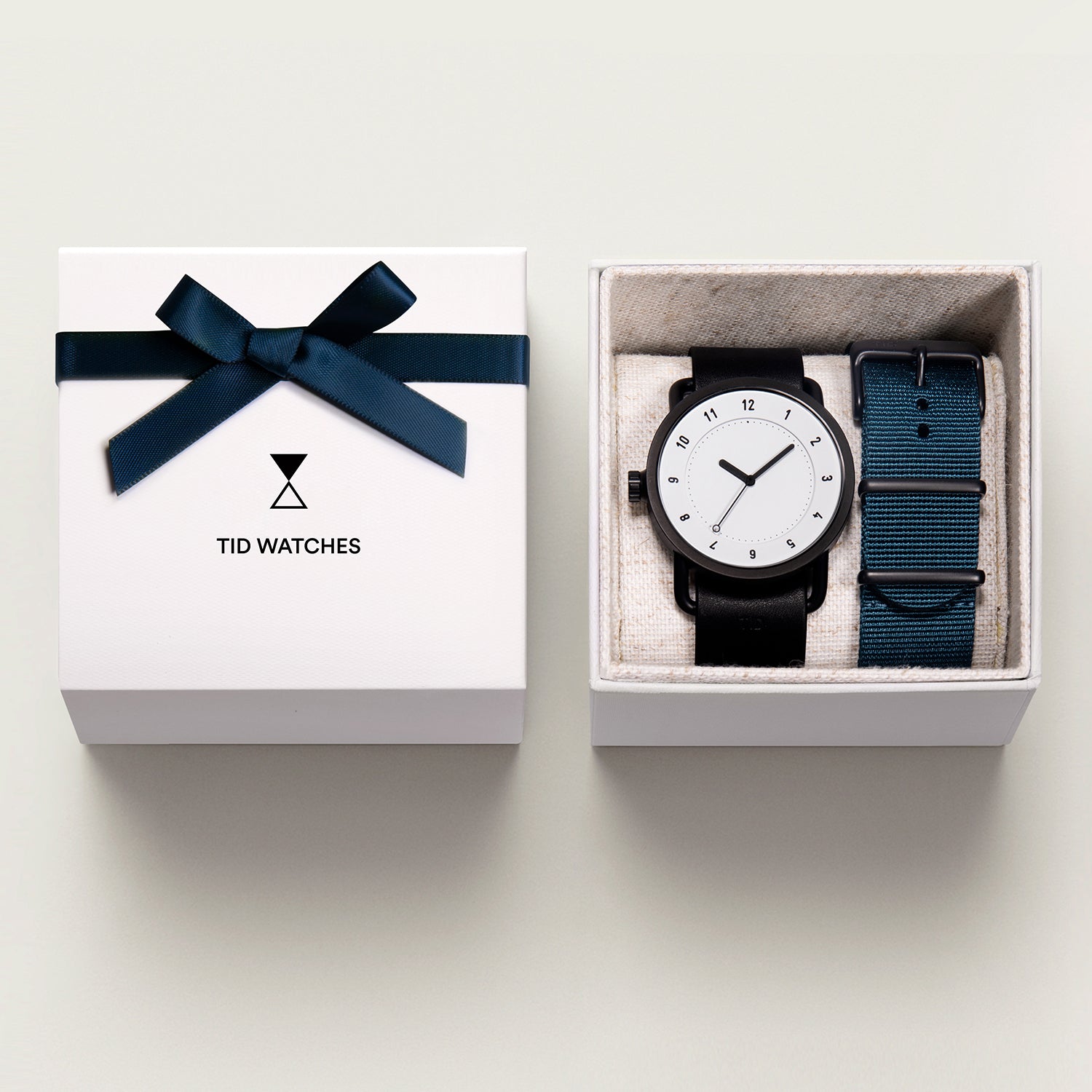 TID No.1 White Dial / Black Leather Strap / Black Buckle – TID WATCHES