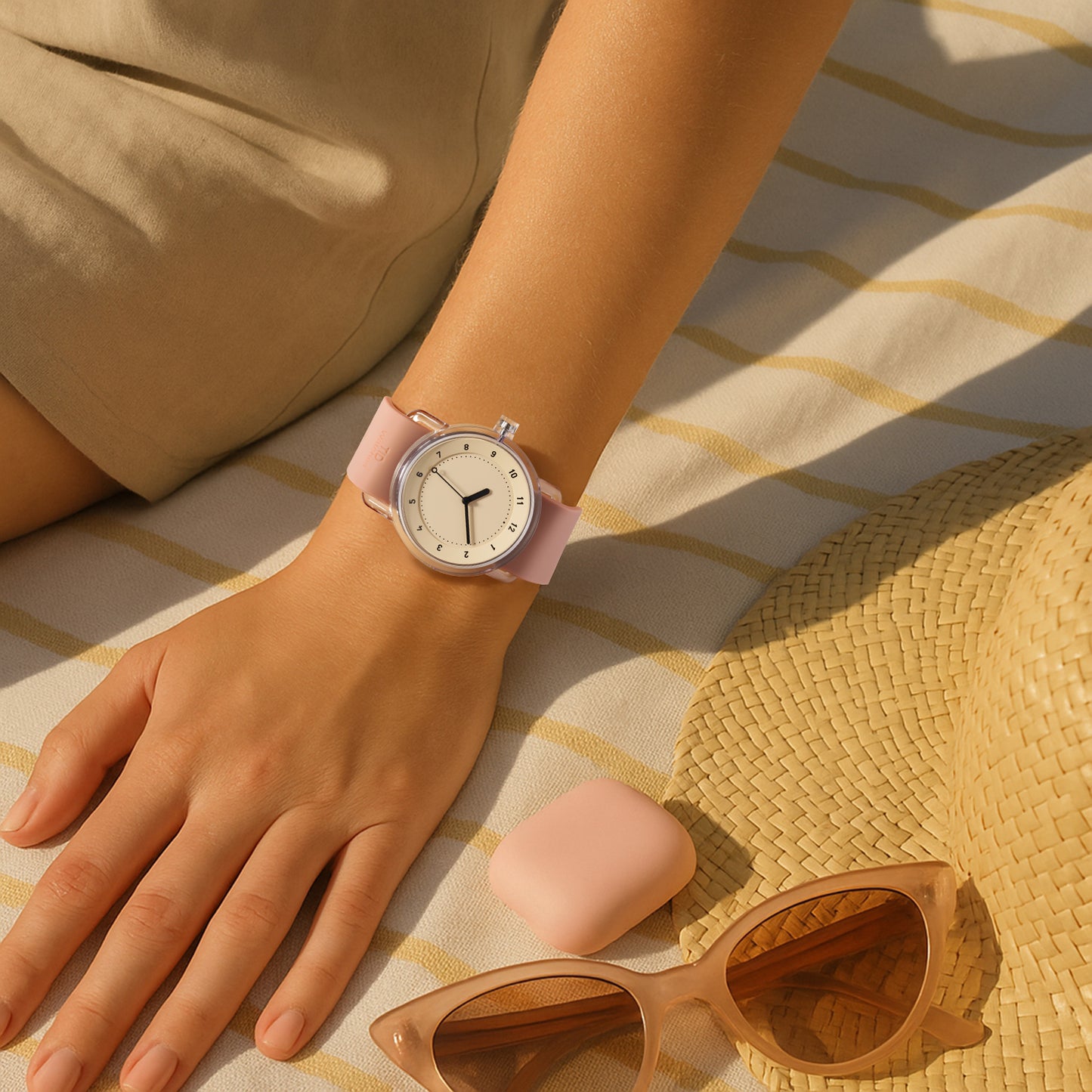 TID No.3 TR90 38mm Pink / Pink Silicone Strap / Transparent Buckle