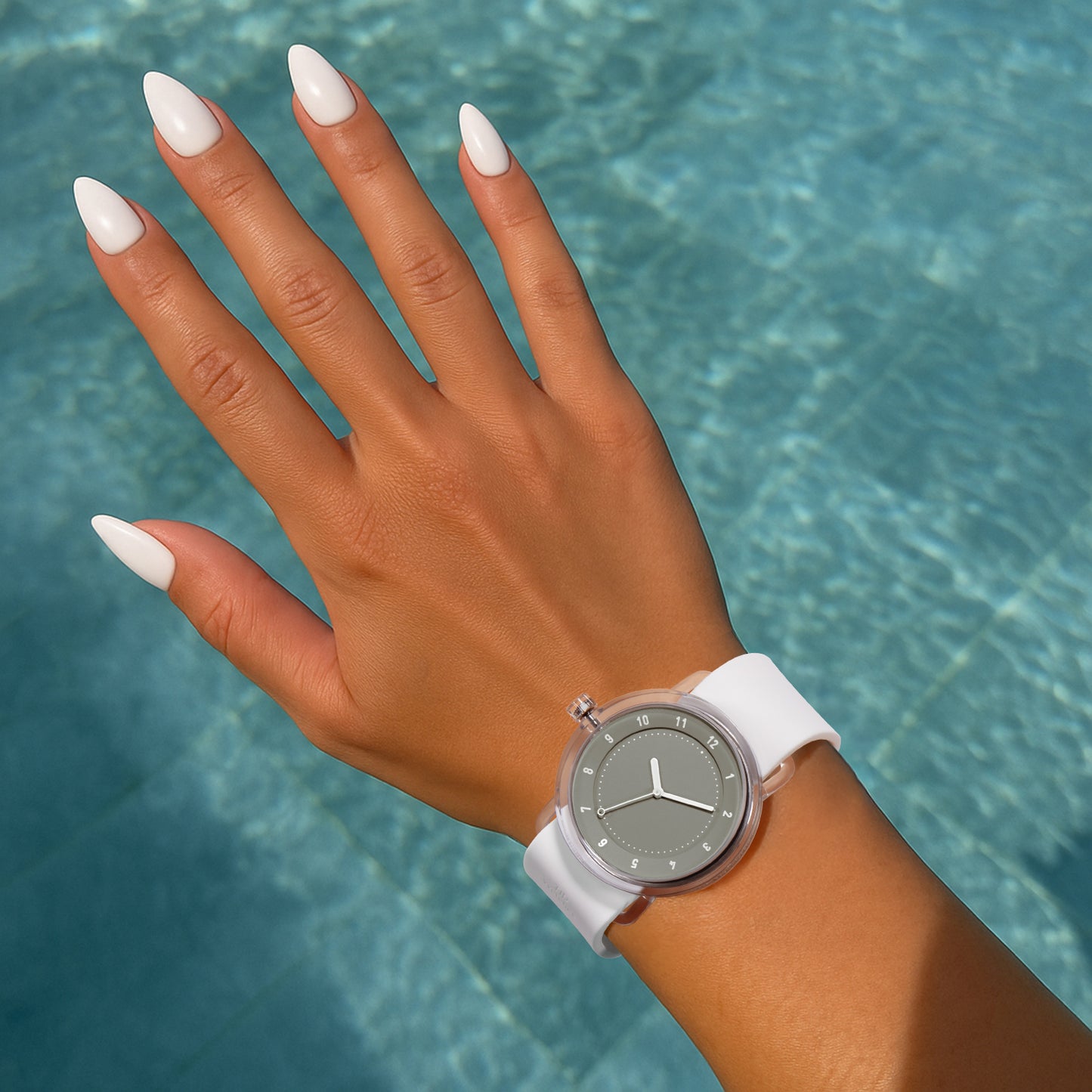 No.3 TR90 38mm Gris / Bracelet Silicone Gris/boucle transparente