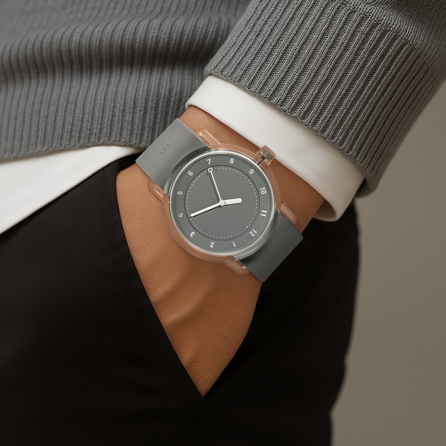 Nr. 3 TR90 38 mm graues/graues Silikonarmband/transparente Schnalle