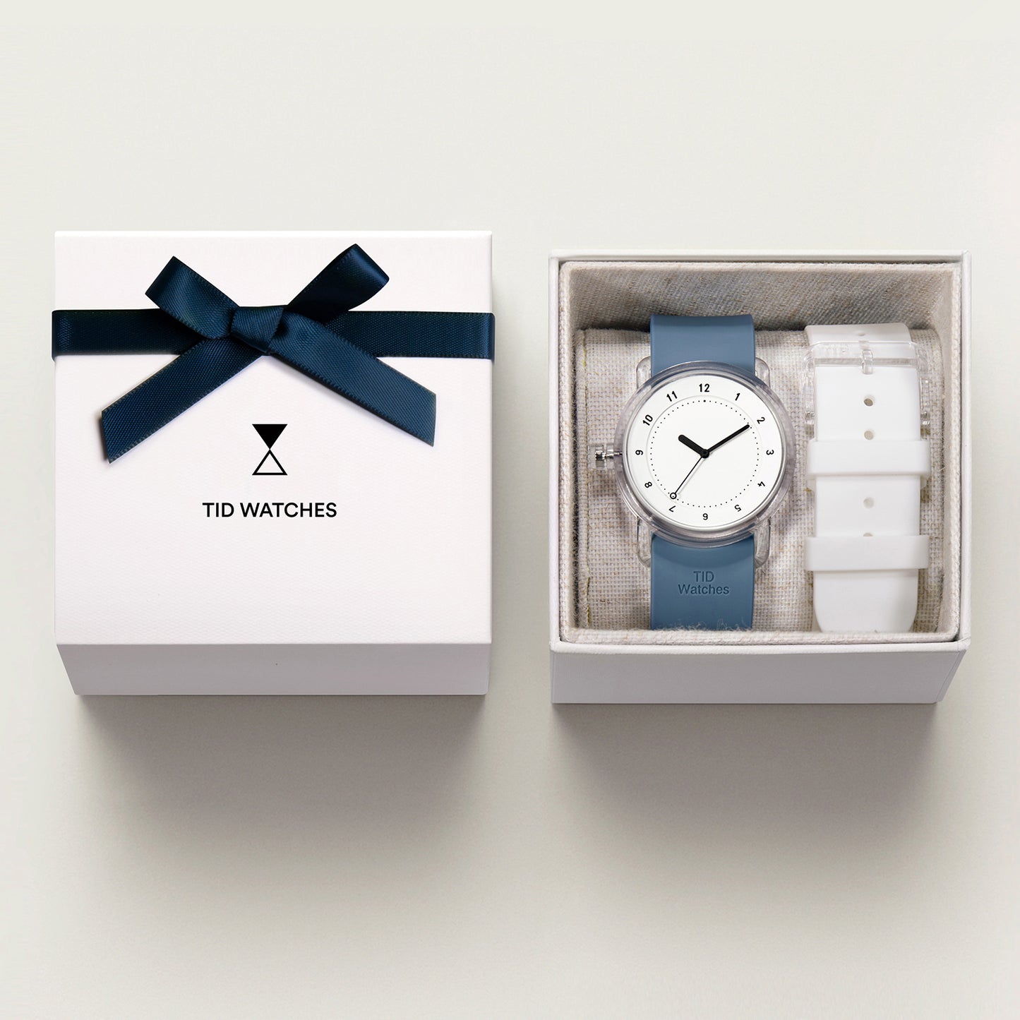 TID No.3 TR90 38mm White / Ocean Blue Silicone Strap / Transparent Buckle