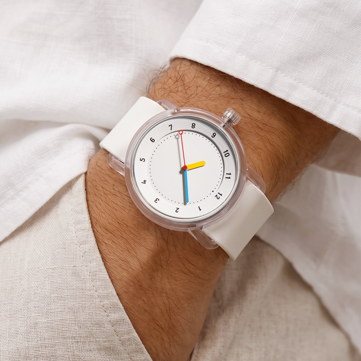 TID No.3 Lightweight Scandinavian Watch – Transparent TR90 Case, White Dial & Silicon Strap